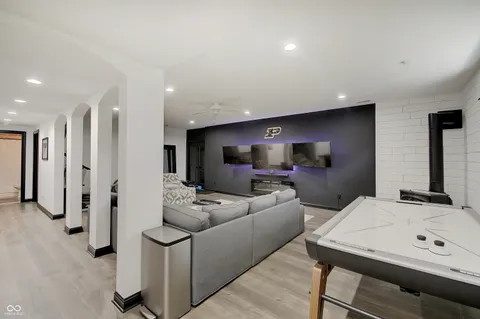 $1,995,000 | 7850 Cheval Rue Court, Zionsville, IN 46077