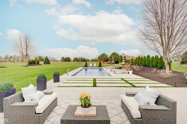 $1,995,000 | 7850 Cheval Rue Court, Zionsville, IN 46077