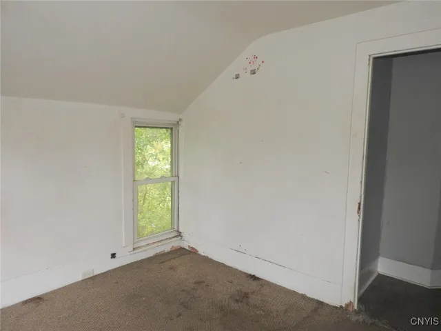 $95,000 | 108 Green St Place, Syracuse, NY 13203