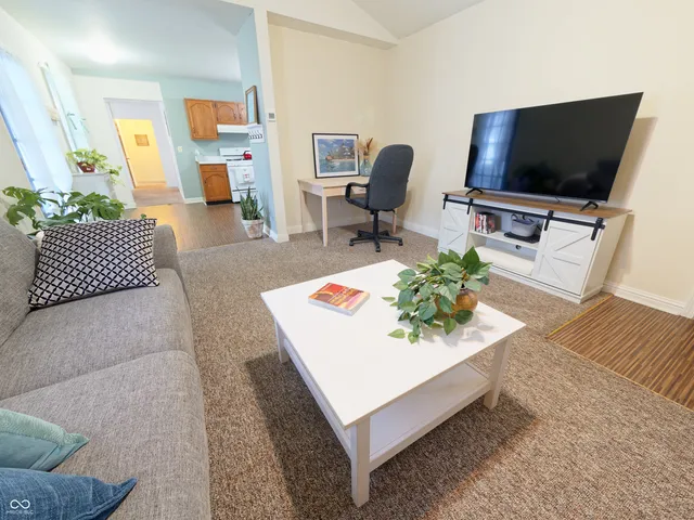 $290,000 | 117 West Ash Street, Lebanon, IN 46052