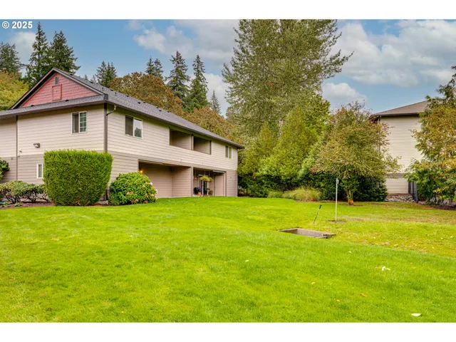 $295,000 | 14605 Northeast 20th Avenue, Unit B101, Vancouver, WA 98686