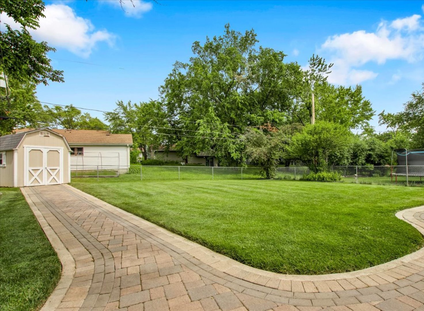 1755 Monticello Road Hoffman Estates, IL 60169 - Photo 25 of 34