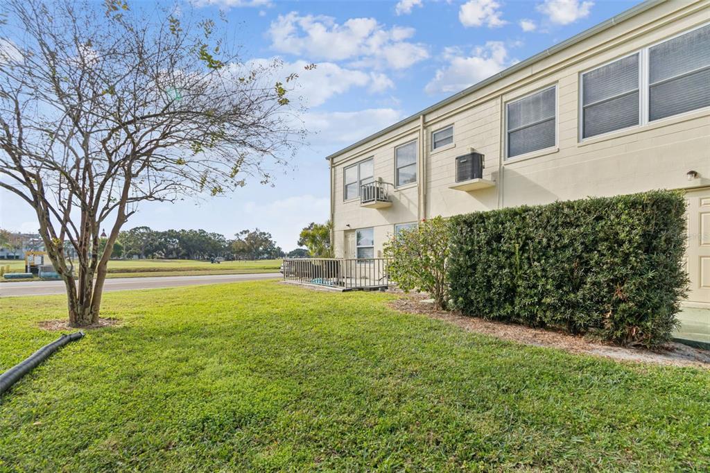 2295 Mexican Way, Unit 21 Clearwater, FL 33763 - Photo 31 of 90