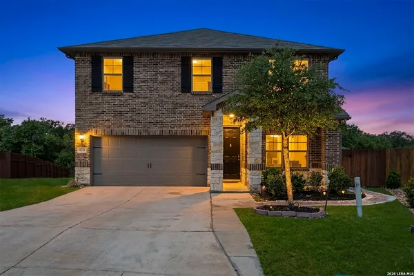 $2,450 | 12221 Icon Ridge, San Antonio, TX 78253