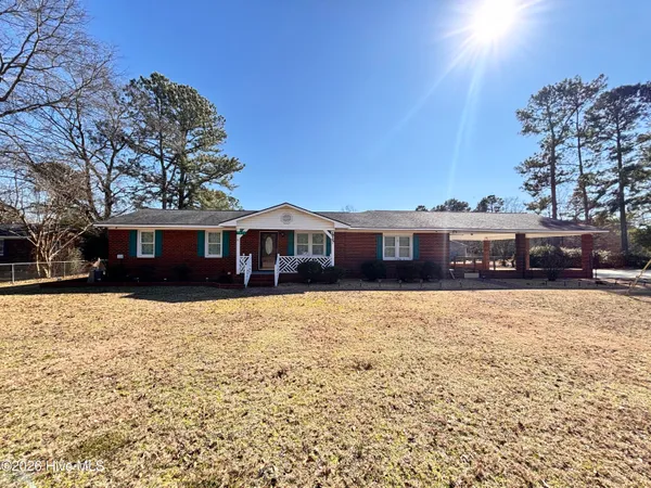 $259,900 | 7825 Snow Hill Drive, Roseboro, NC 28382