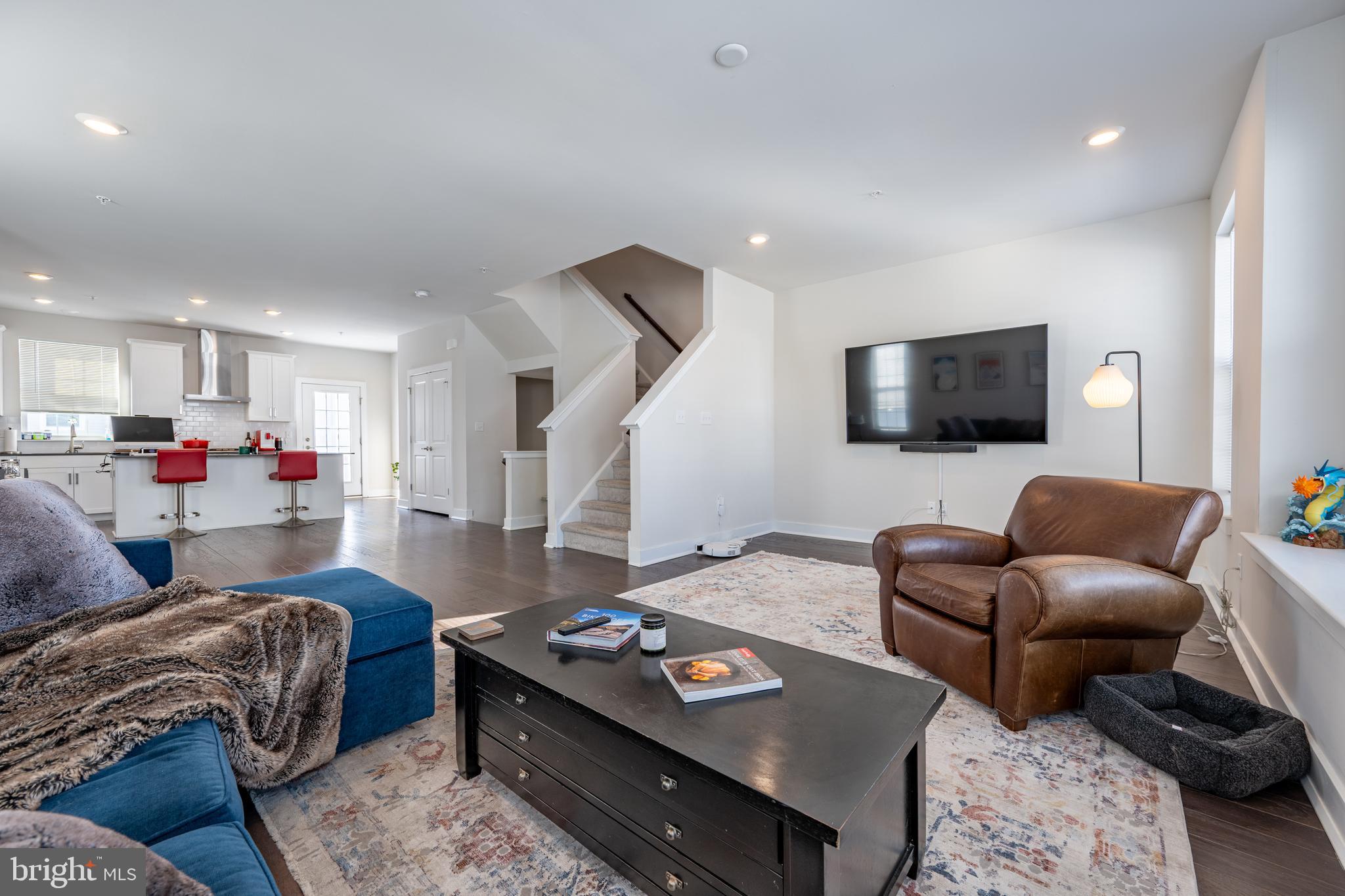 232 Red Leaf Lane Exton, PA 19341 - Photo 2 of 18 LIVING AREA