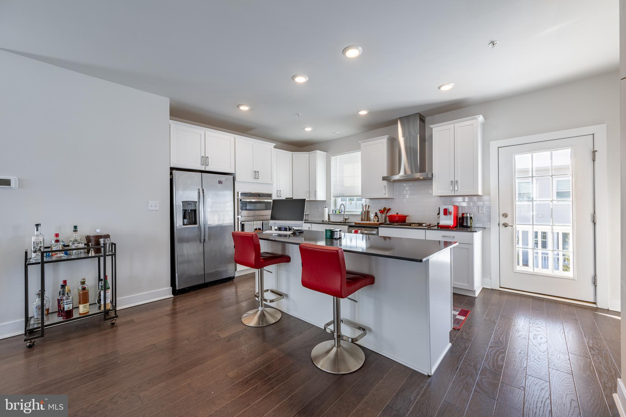 232 Red Leaf Lane Exton, PA 19341 - Photo 4 of 18 KITCHEN