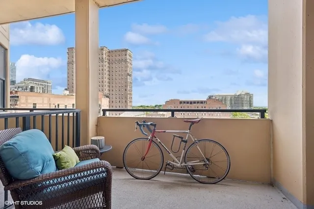 $2,595 | 1464 South Michigan Avenue, Unit 703, Chicago, IL 60605