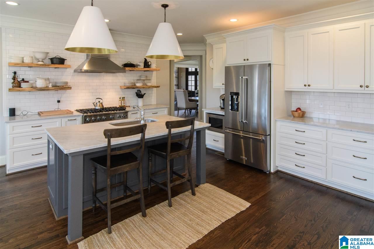 2014 Springhill Court Birmingham, AL 35242 - Photo 13 of 50