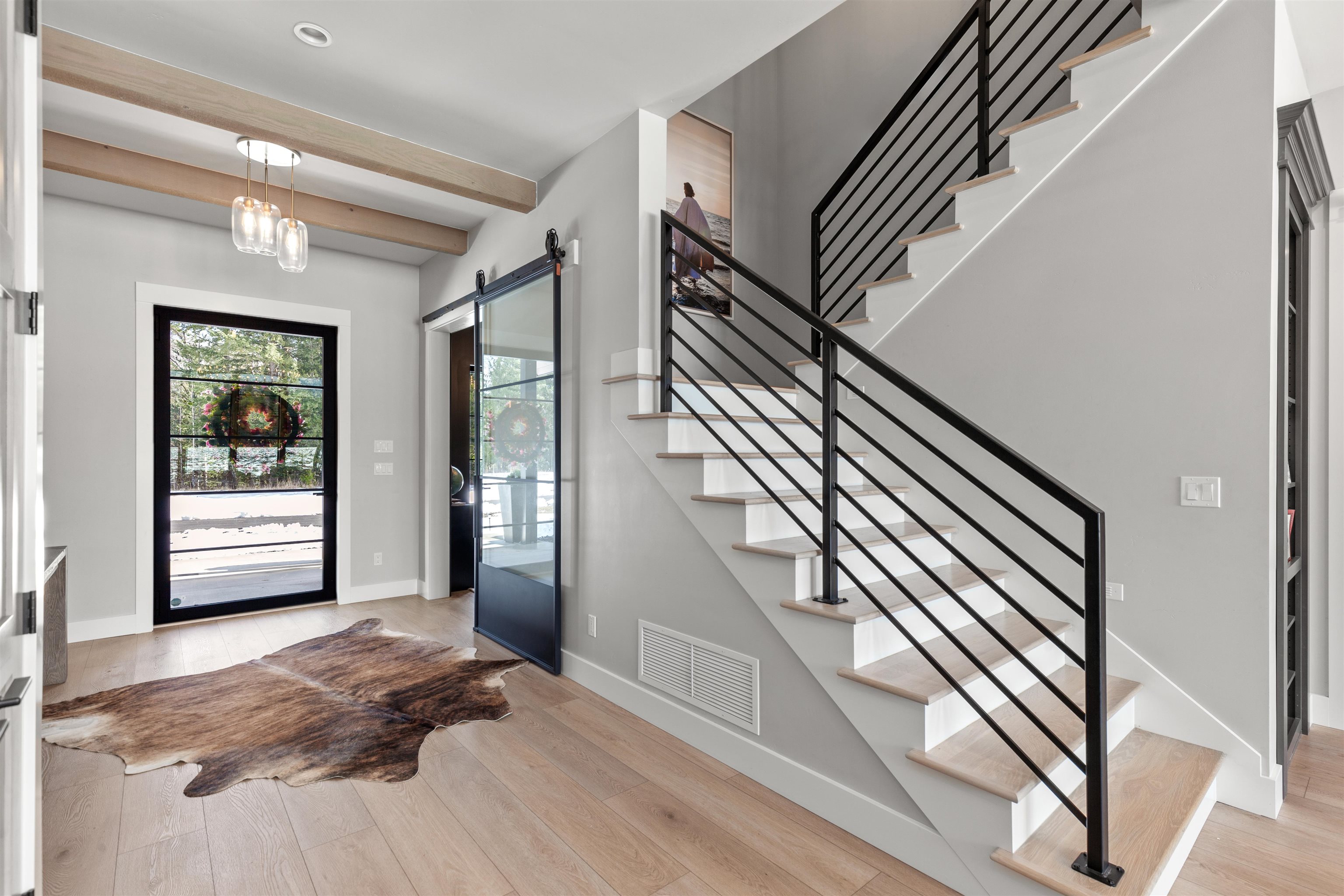 713 North Center Valley Road Sandpoint, ID 83864 - Photo 16 of 50