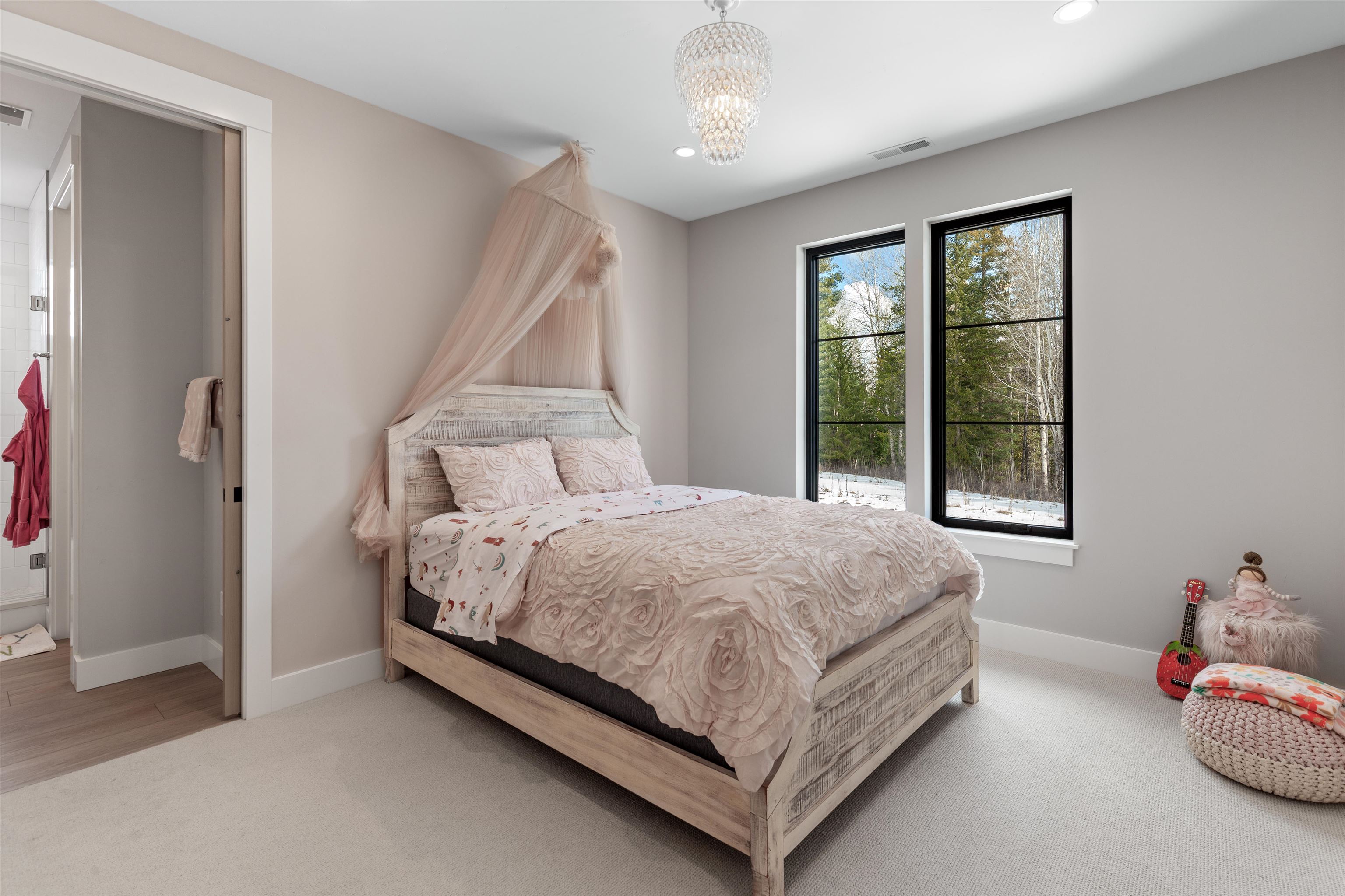 713 North Center Valley Road Sandpoint, ID 83864 - Photo 28 of 50