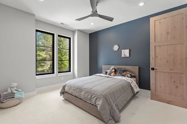 $4,500,000 | 713 North Center Valley Road, Sandpoint, ID 83864