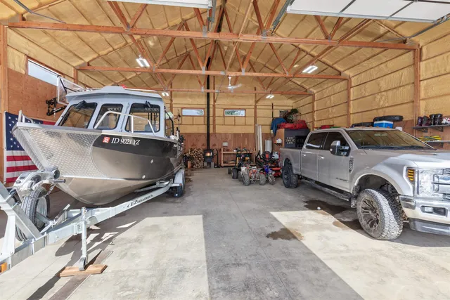 $4,500,000 | 713 North Center Valley Road, Sandpoint, ID 83864