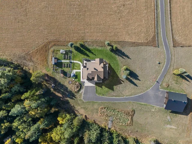 $4,500,000 | 713 North Center Valley Road, Sandpoint, ID 83864