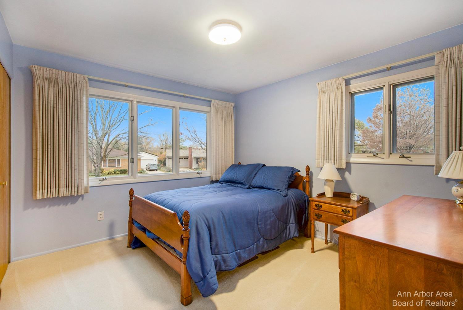 2424 Manchester Road Ann Arbor, MI 48104 - Photo 17 of 43 Photo 17