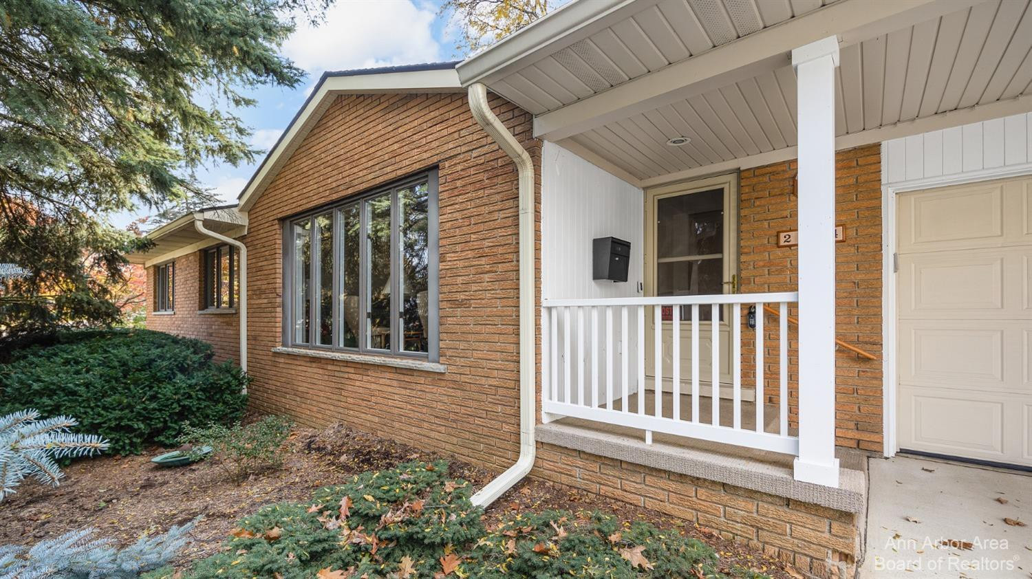 2424 Manchester Road Ann Arbor, MI 48104 - Photo 2 of 43 Photo 2