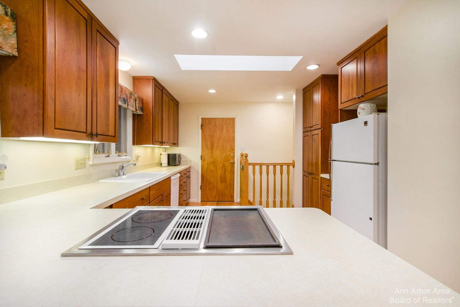2424 Manchester Road Ann Arbor, MI 48104 - Photo 10 of 43 Photo 10