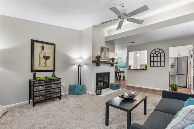 $189,900 | 360 Park Hill Drive, Unit G, Pewaukee, WI 53072