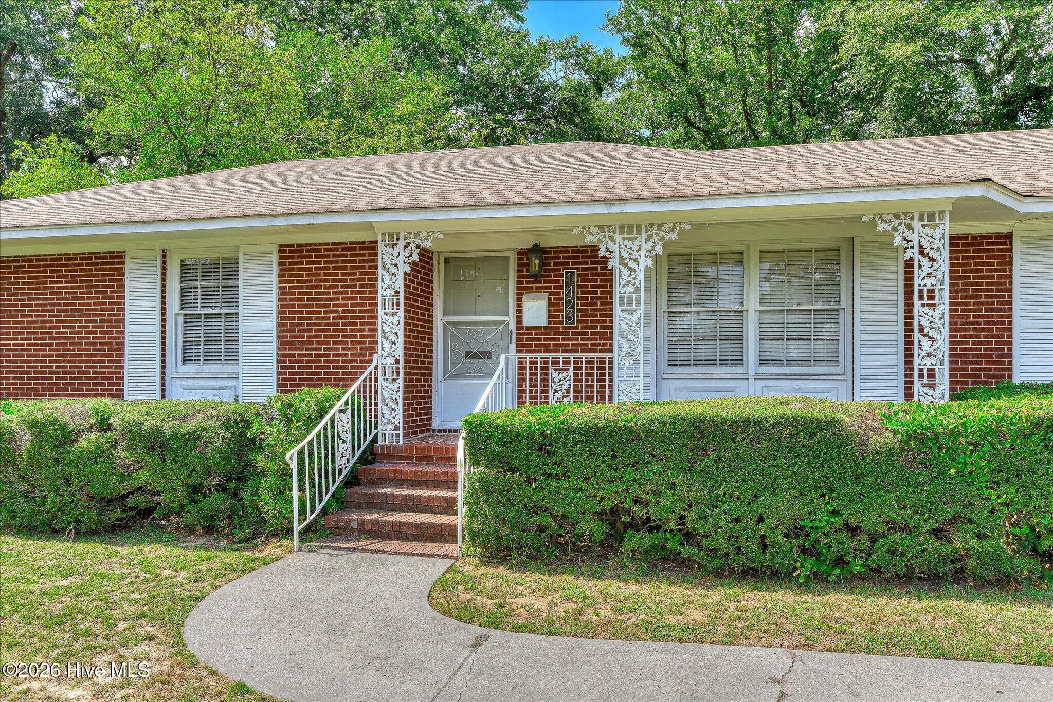 1423 Hickman Road Augusta, GA 30904 - Photo 2 of 31 Gallery Image 2