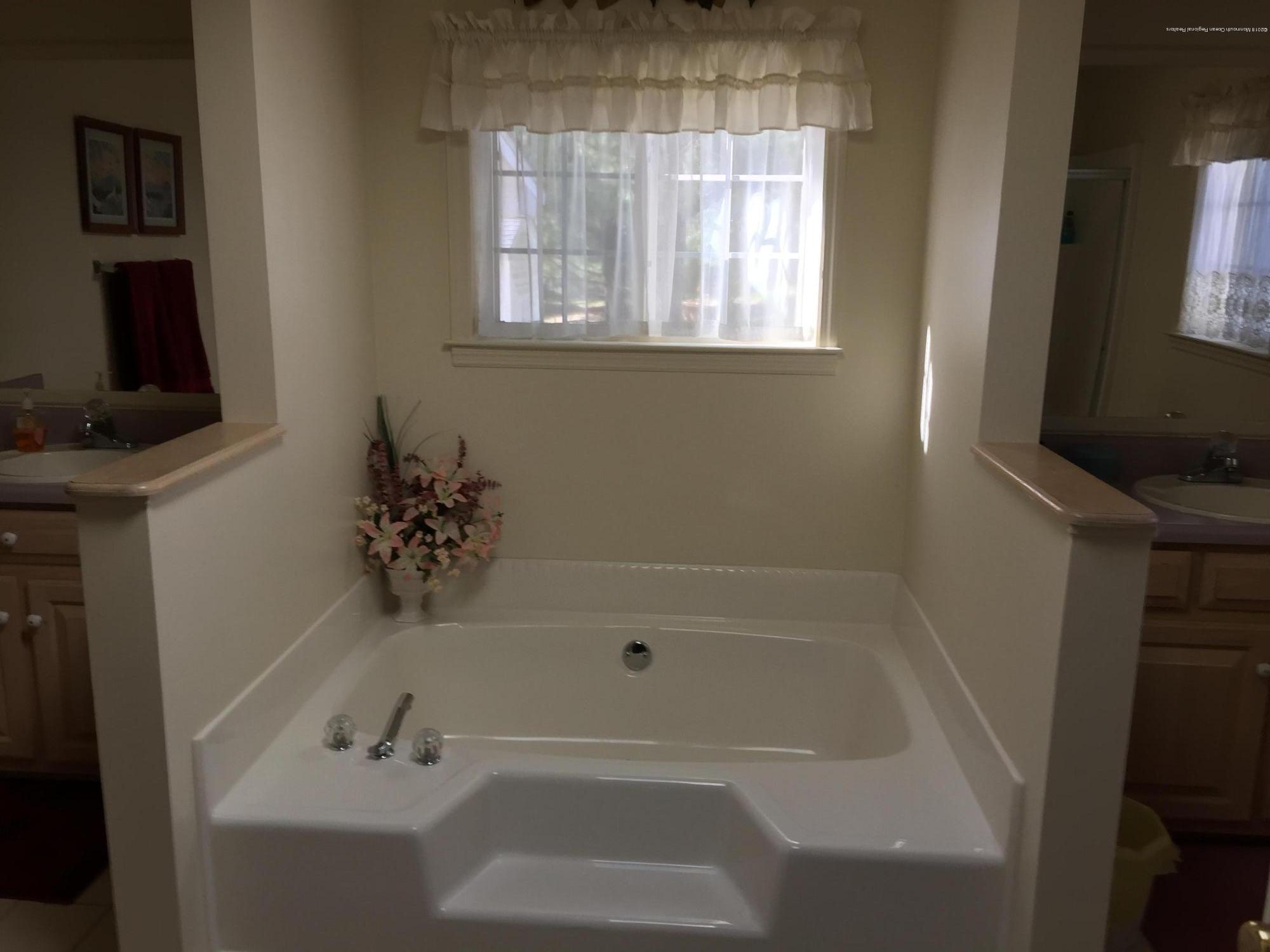 47 Pine Ridge Boulevard Whiting, NJ 08759 - Photo 11 of 17 IMG_0790