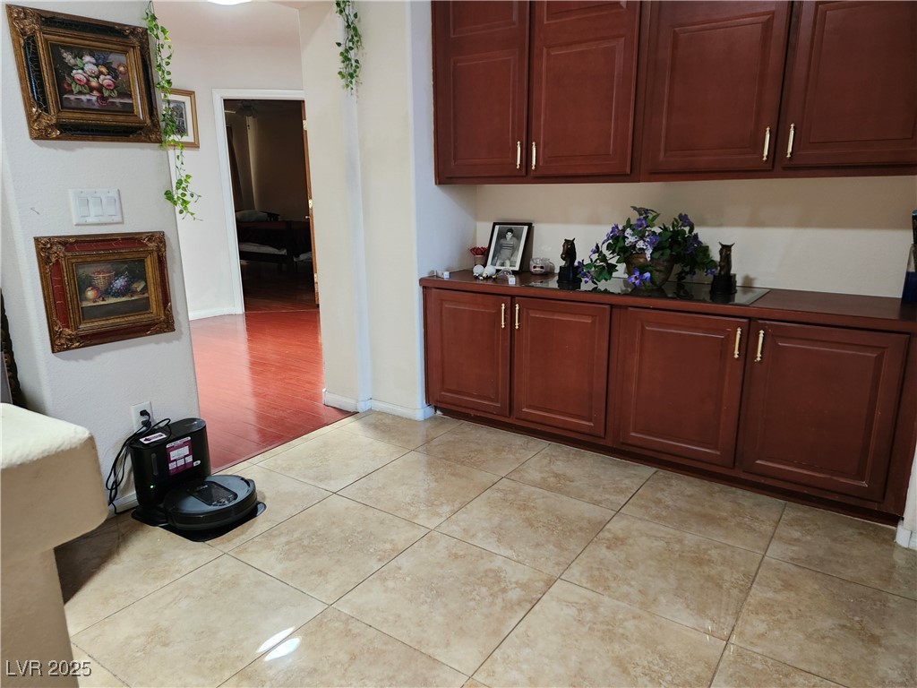 6672 Coronado Palms Avenue Las Vegas, NV 89139 - Photo 13 of 39