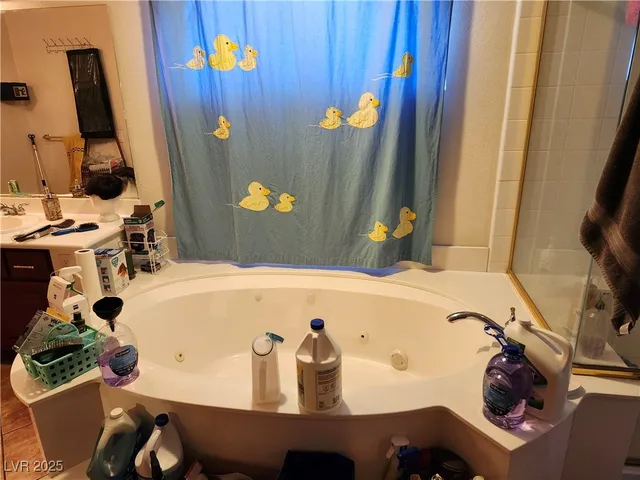 $3,850 | 6672 Coronado Palms Avenue, Las Vegas, NV 89139