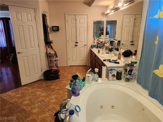 $3,850 | 6672 Coronado Palms Avenue, Las Vegas, NV 89139