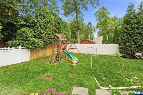 $1,150,000 | 58 Mackay Avenue, Waldwick, NJ 07463