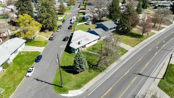 $419,000 | 4024 West Northwest Boulevard, Spokane, WA 99205