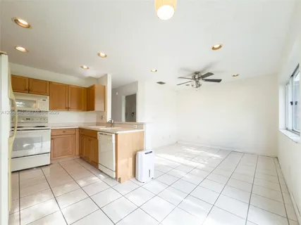 $399,900 | 20811 Northwest 3rd Lane, Pembroke Pines, FL 33029