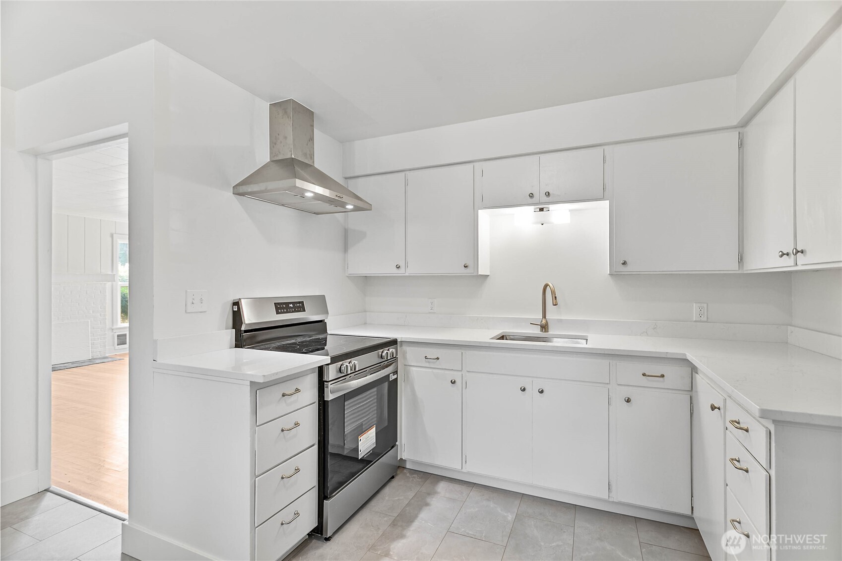 4541 Cable Street Bellingham, WA 98229 - Photo 11 of 26 Gallery Image 11
