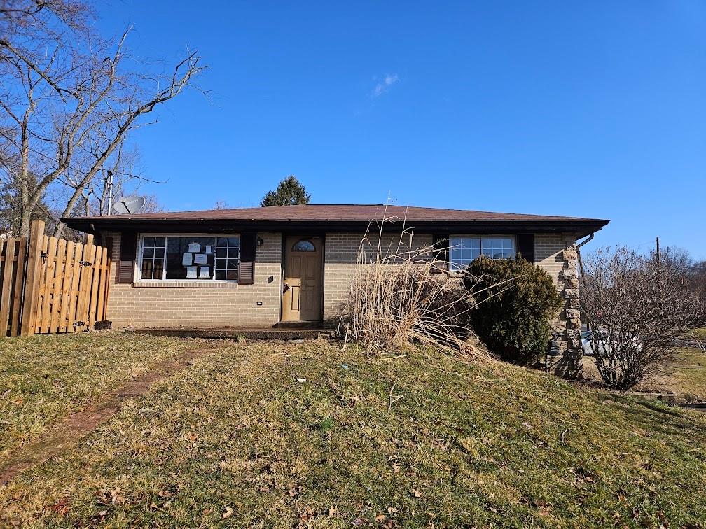 900 Sycamore Street Washington, PA 15301 - Photo 2 of 22