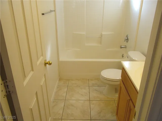 $1,750 | 9775 West Sage Grove Court, Las Vegas, NV 89148