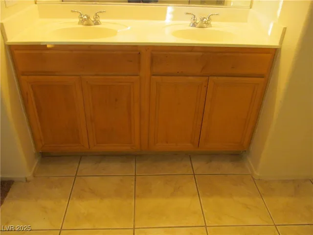 $1,750 | 9775 West Sage Grove Court, Las Vegas, NV 89148