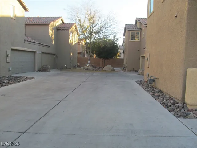 $1,750 | 9775 West Sage Grove Court, Las Vegas, NV 89148