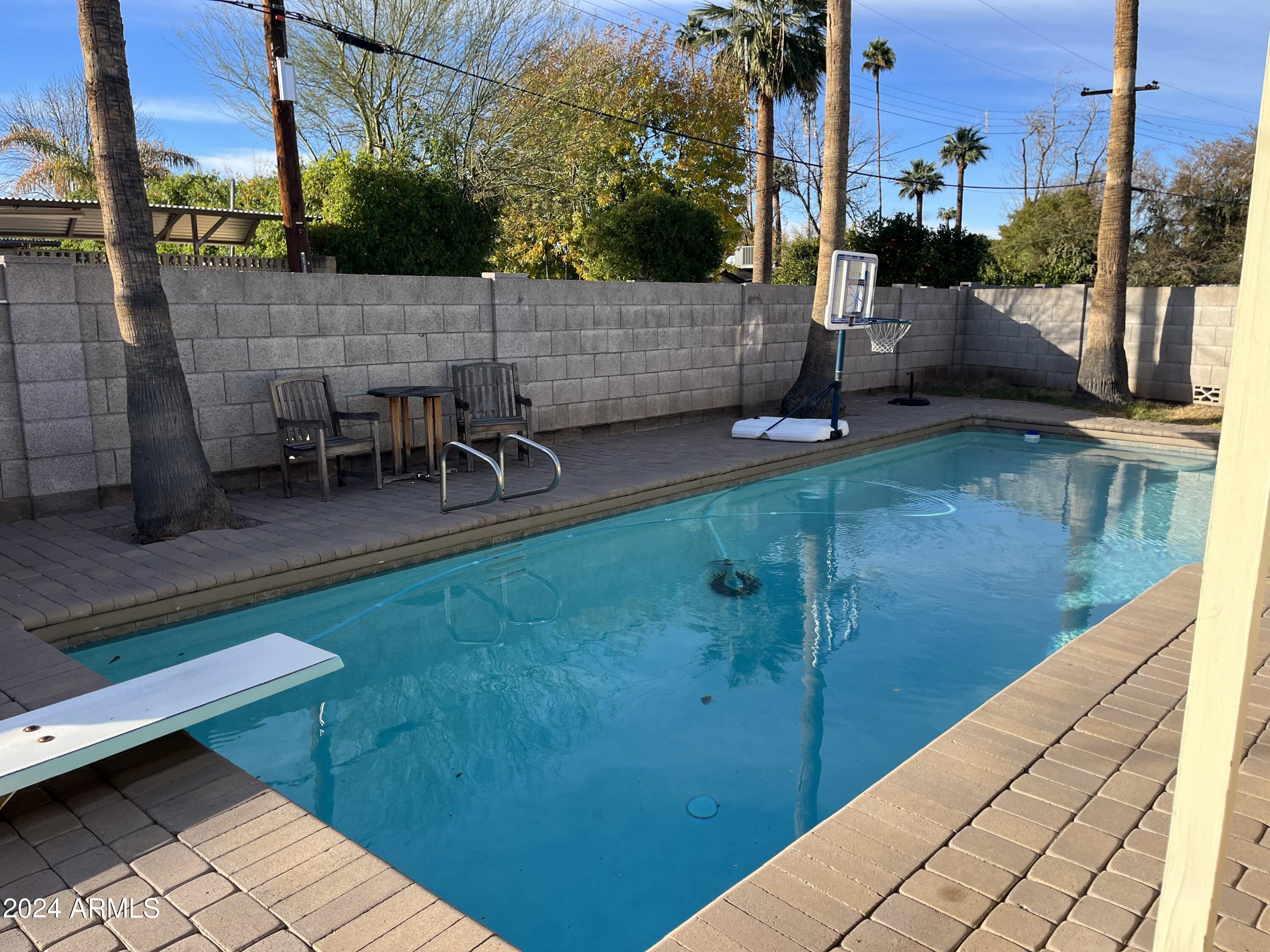 1135 East Lamar Road Phoenix, AZ 85014 - Photo 9 of 11 IMG_9203