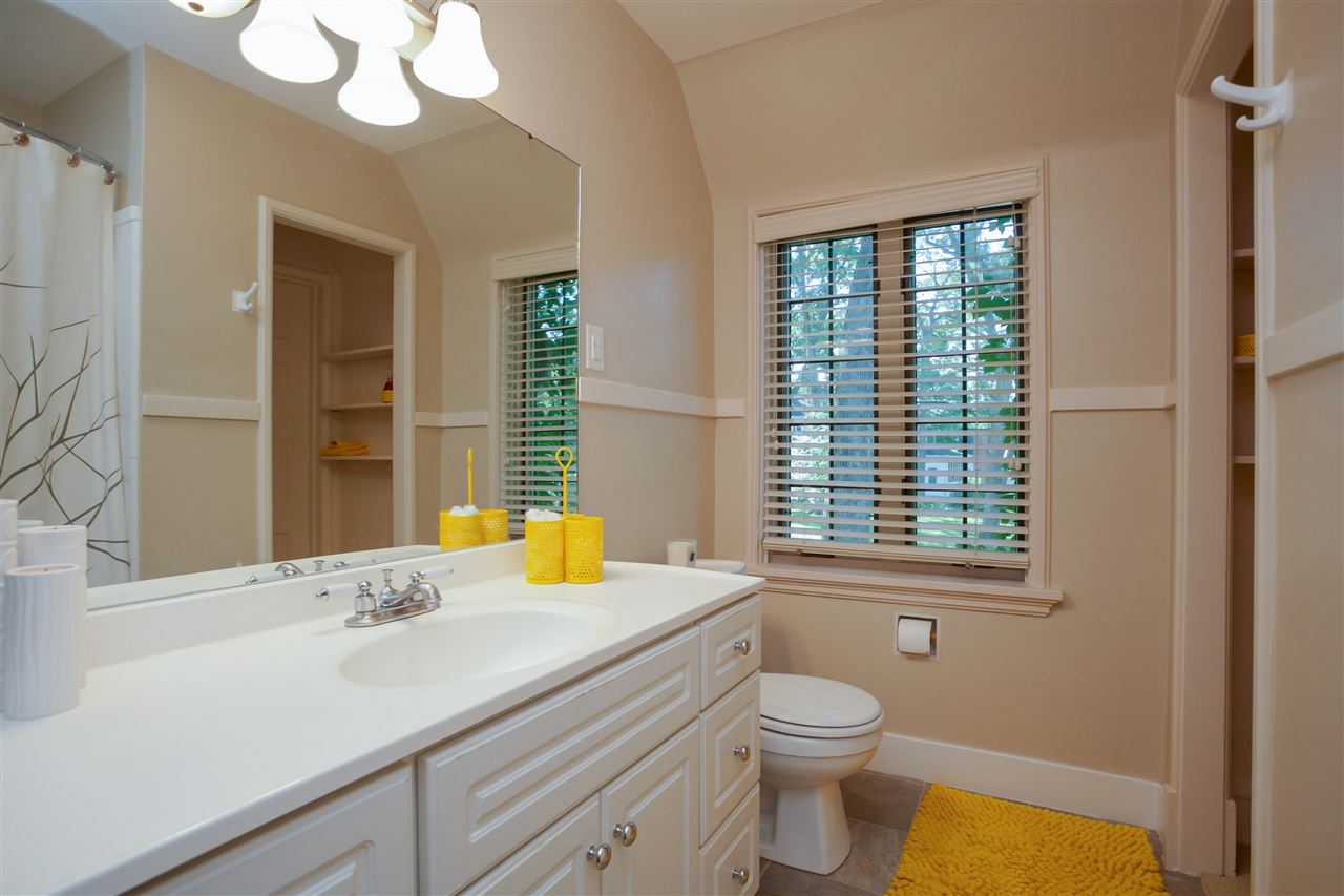 1920 Ridgeway Drive Southeast Cedar Rapids, IA 52403 - Photo 20 of 25 Gallery Image 20