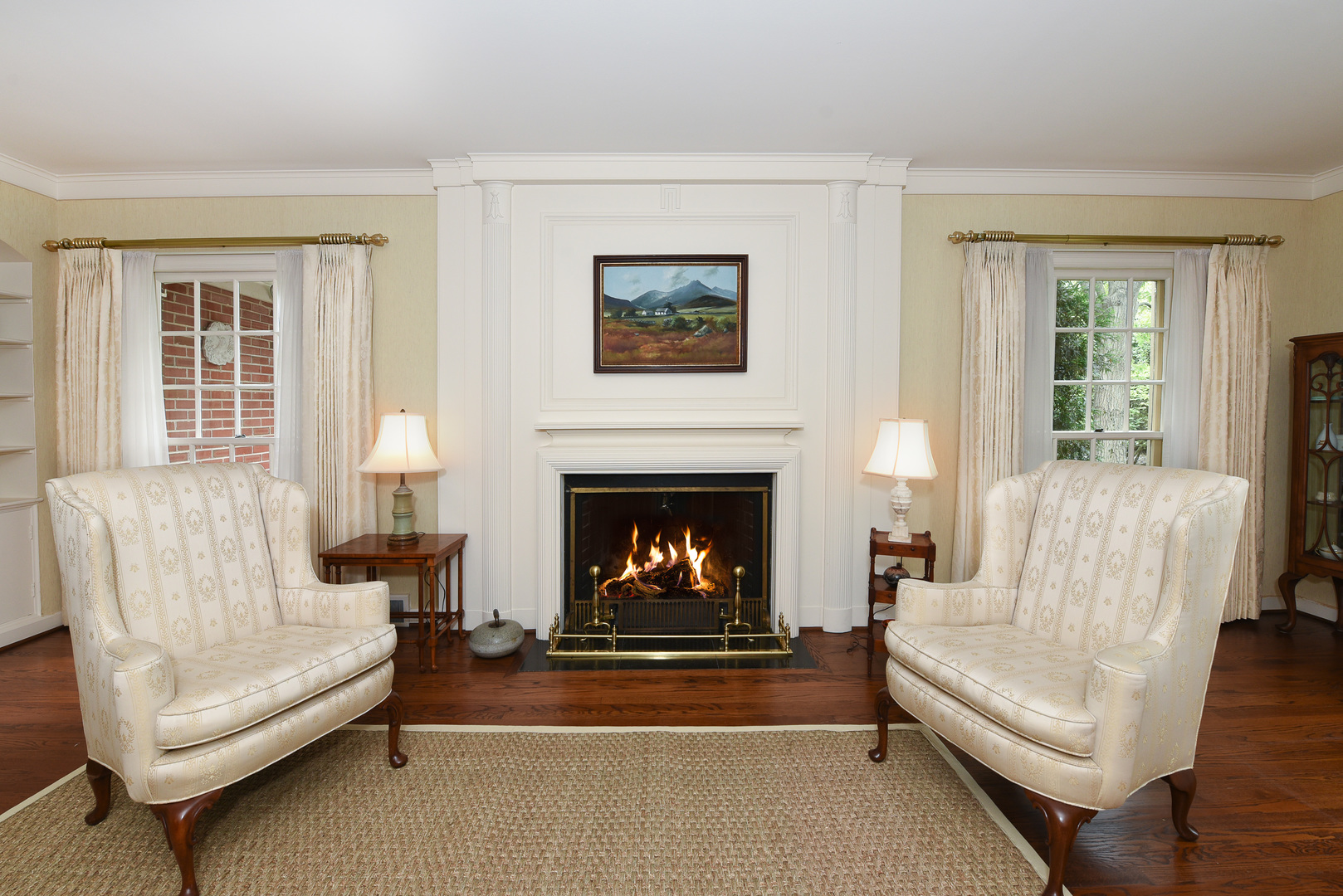 111 Apple Tree Road Winnetka, IL 60093 - Photo 2 of 34