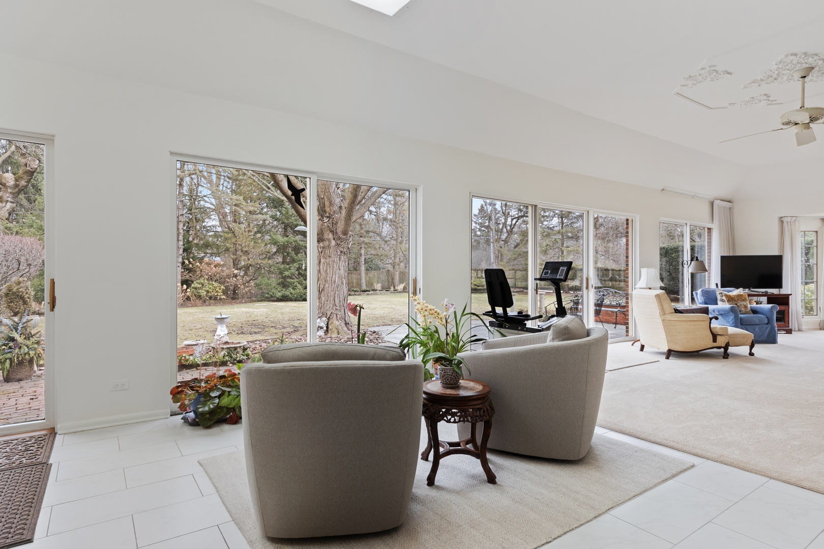 111 Apple Tree Road Winnetka, IL 60093 - Photo 13 of 34