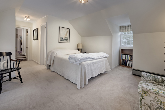 111 Apple Tree Road Winnetka, IL 60093 - Photo 22 of 34