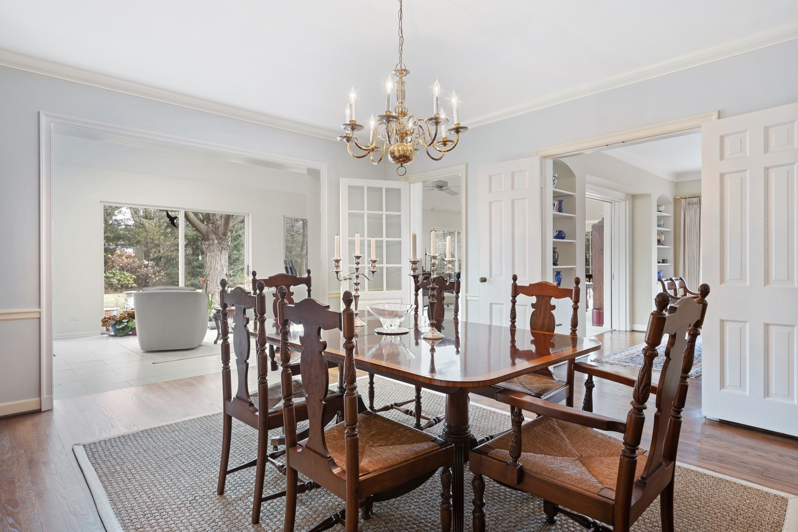 111 Apple Tree Road Winnetka, IL 60093 - Photo 6 of 34