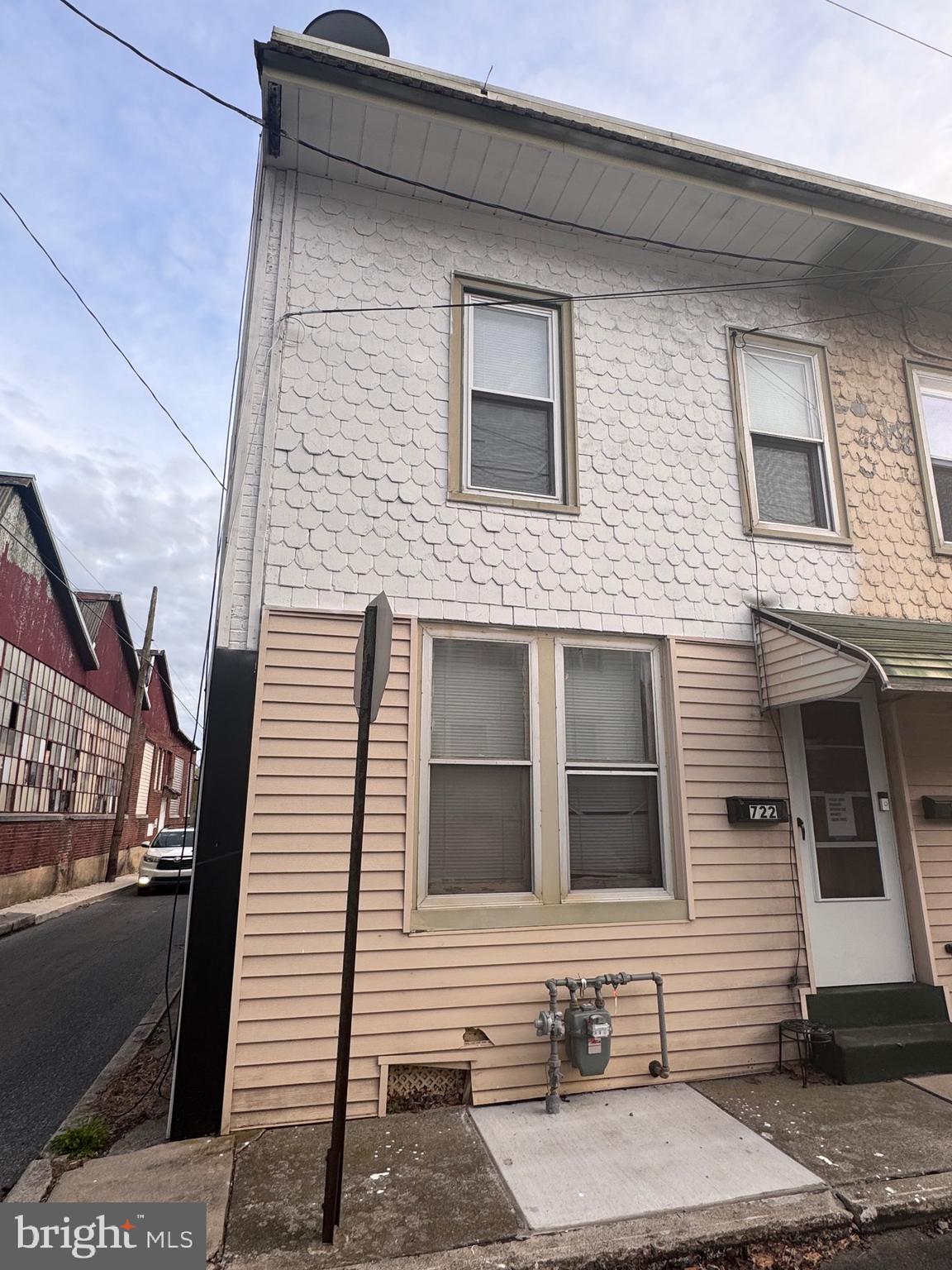 722 Union Street Lebanon, PA 17042 - Photo 1 of 4 Gallery Image 1