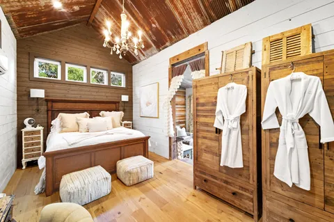 $975,000 | 1910 Sandy Point Road, Wimberley, TX 78676