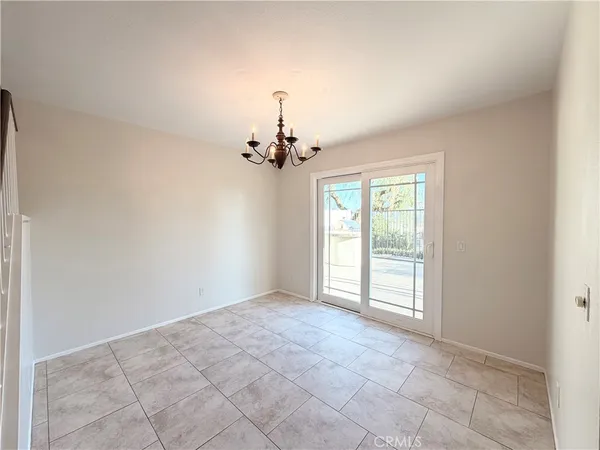 $3,300 | 29313 Clear View Lane, Highland, CA 92346