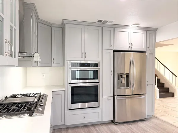 $3,300 | 29313 Clear View Lane, Highland, CA 92346