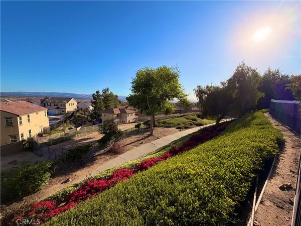 $3,300 | 29313 Clear View Lane, Highland, CA 92346