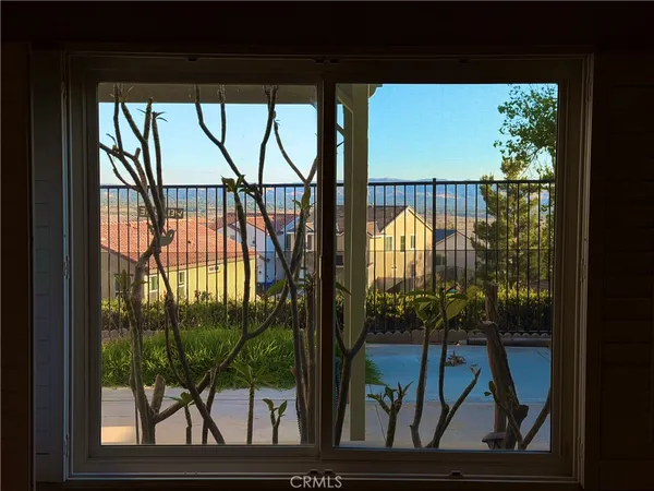 $3,300 | 29313 Clear View Lane, Highland, CA 92346