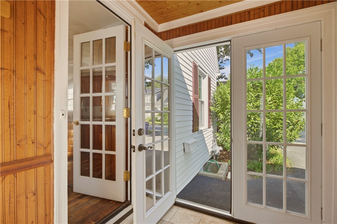 8 Fort Hill Road Bristol, RI 02809 - Photo 18 of 46 Gallery Image 18