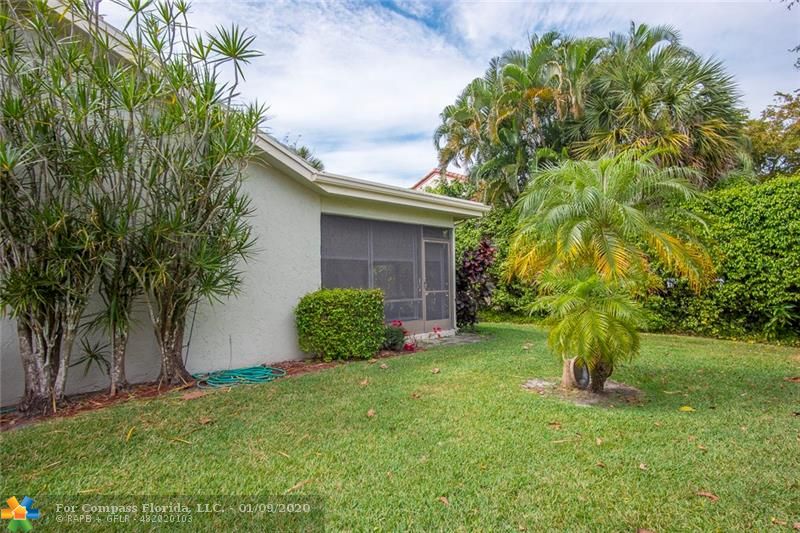 7824 Cloverfield Circle Boca Raton, FL 33433 - Photo 32 of 35 Gallery Image 32