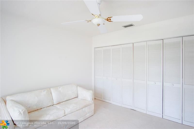 7824 Cloverfield Circle Boca Raton, FL 33433 - Photo 8 of 35 Gallery Image 8
